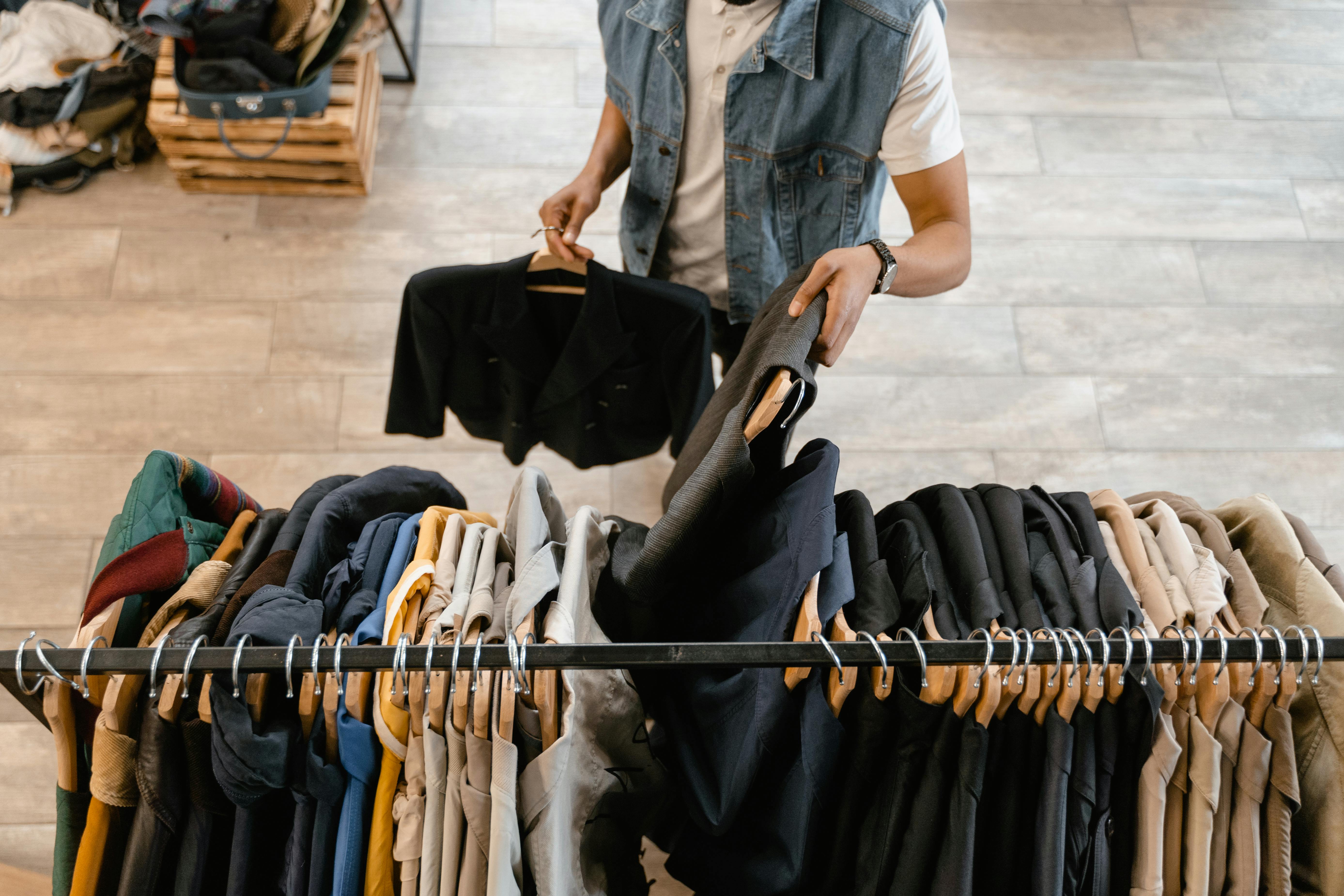 Is it Better to Buy Inventory Outright or Take it on Consignment?