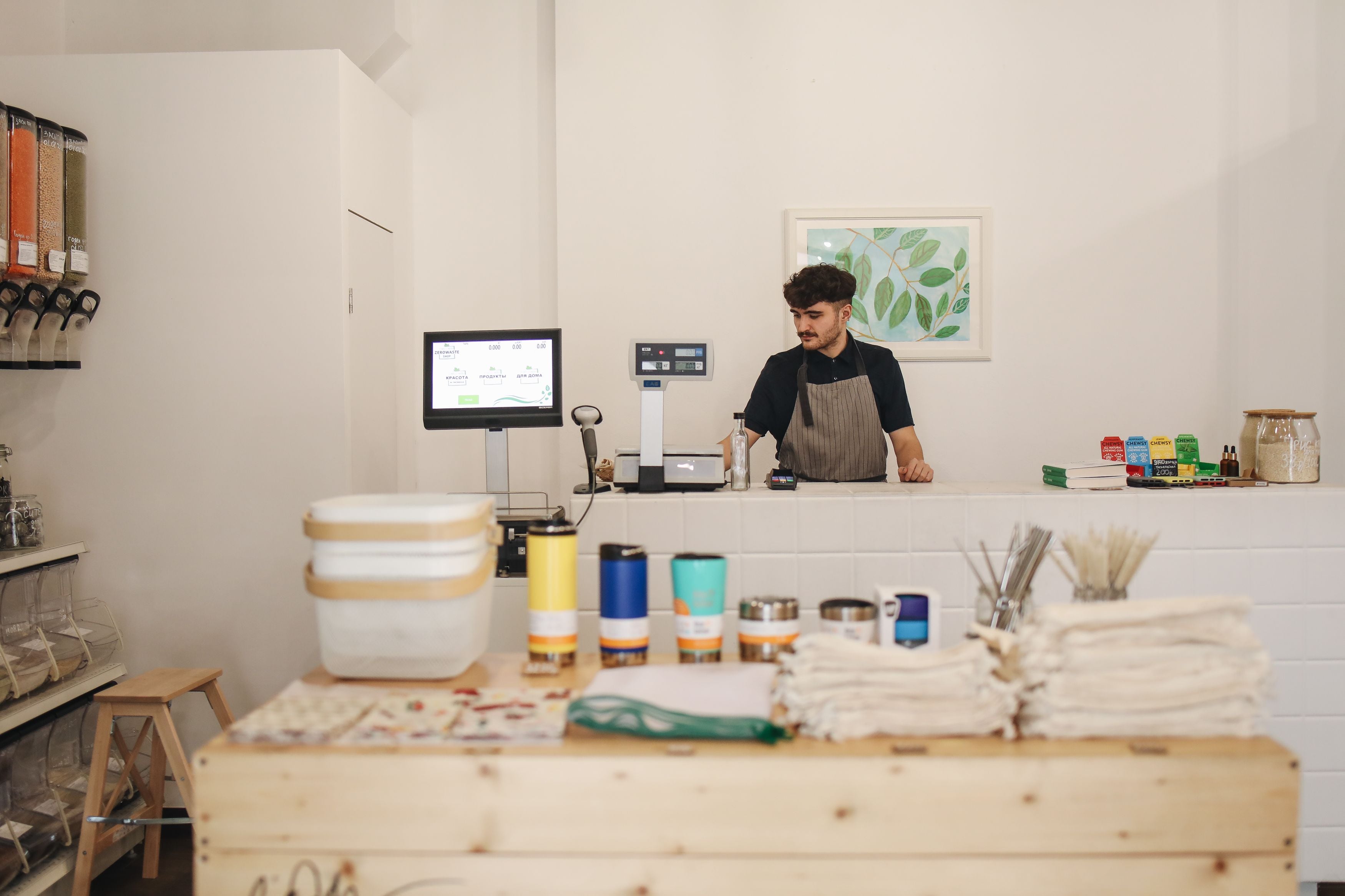 What Are the Best Inventory Management Tools for Resale Shops?